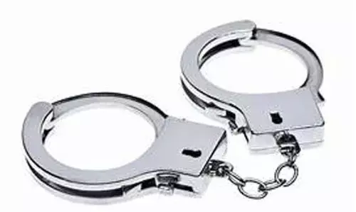 കാറില്‍ കടത്തിയ എം.ഡി.എം.എയുമായി രണ്ടുപേര്‍ അറസ്റ്റില്‍