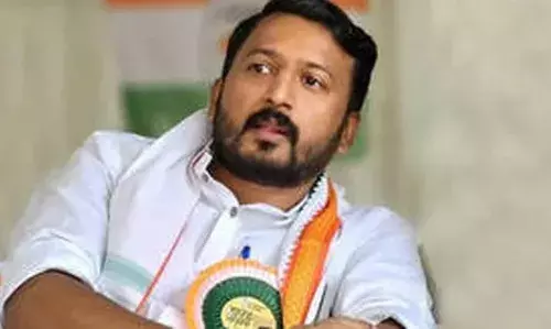 പാലക്കാട് എംഎല്‍എ രാഹുല്‍ മാങ്കൂട്ടത്തിലിനെ കോണ്‍ഗ്രസില്‍ നിന്ന് സസ്‌പെന്‍ഡ് ചെയ്തു