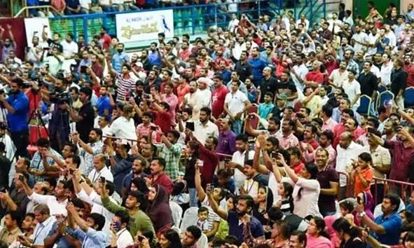 യുഎഇയിലെ മലയാളി പ്രവാസികള്ക്ക് ഓണ സമ്മാനം: കുറഞ്ഞ പ്രീമിയത്തില് മികച്ച ആരോഗ്യ പരിരക്ഷ യുഎഇയിലെ മലയാളി പ്രവാസികള്ക്ക് ഓണ സമ്മാനം: കുറഞ്ഞ പ്രീമിയത്തില് മികച്ച ആരോഗ്യ പരിരക്ഷ
