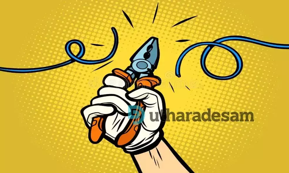 വാടക നല്‍കിയില്ല; മൊബൈല്‍ ടവര്‍ കേബിള്‍ മുറിച്ച് മാറ്റി കെട്ടിട ഉടമ; പരാതി നല്‍കാനൊരുങ്ങി കമ്പനി
