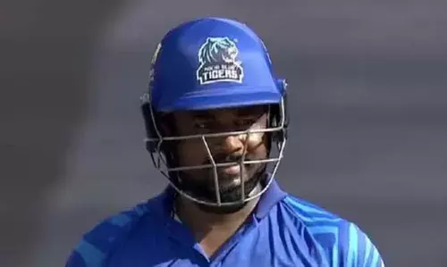 ഏഷ്യാ കപ്പിന് മുമ്പ് വീണ്ടും സഞ്ജുവിന്റെ ബാറ്റിംഗ് വെടിക്കെട്ട്; 46 പന്തില് ഒമ്പത് സിക്സും നാലു ഫോറുമായി അടിച്ചെടുത്തത് 89 റണ്സ് ഏഷ്യാ കപ്പിന് മുമ്പ് വീണ്ടും സഞ്ജുവിന്റെ ബാറ്റിംഗ് വെടിക്കെട്ട്; 46 പന്തില് ഒമ്പത് സിക്സും നാലു ഫോറുമായി അടിച്ചെടുത്തത് 89 റണ്സ്