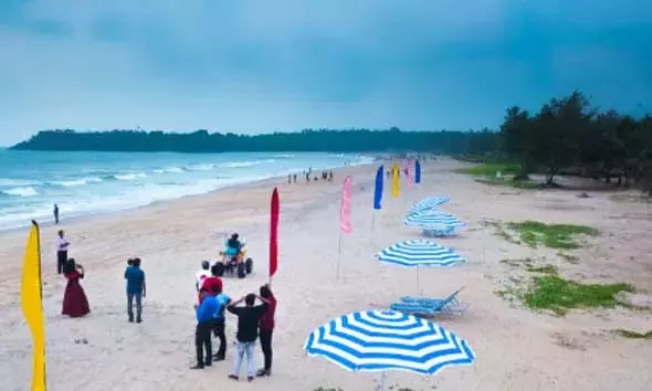 പള്ളിക്കരയില്‍ കടല്‍ ഇരച്ചുകയറി കെട്ടിടം തകര്‍ന്നു