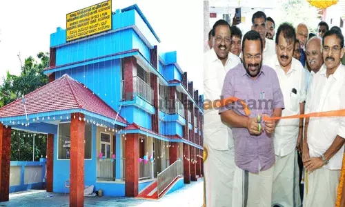 കാസര്കോട് ആര്.ഡി. ഓഫീസിന് ഇനി സ്വന്തം കെട്ടിടം; മന്ത്രി കെ രാജന് ഉദ്ഘാടനം ചെയ്തു കാസര്കോട് ആര്.ഡി. ഓഫീസിന് ഇനി സ്വന്തം കെട്ടിടം; മന്ത്രി കെ രാജന് ഉദ്ഘാടനം ചെയ്തു