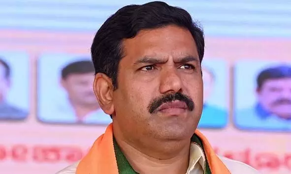 ധര്മ്മസ്ഥല കേസില് വലിയ ഗൂഢാലോചന നടന്നിരിക്കുന്നു; അന്വേഷണം എന്.ഐ.എയ്ക്കോ സിബിഐയ്ക്കോ നല്കണമെന്ന് ബിജെപി അധ്യക്ഷന് ധര്മ്മസ്ഥല കേസില് വലിയ ഗൂഢാലോചന നടന്നിരിക്കുന്നു; അന്വേഷണം എന്.ഐ.എയ്ക്കോ സിബിഐയ്ക്കോ നല്കണമെന്ന് ബിജെപി അധ്യക്ഷന്