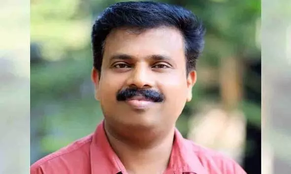 കല്ല്യോട്ട് ഇരട്ടക്കൊല; കെ മണികണ്ഠന് മല്സരിക്കുന്നതിനും വോട്ട് ചെയ്യുന്നതിനും 6 വര്ഷത്തേക്ക് വിലക്ക് കല്ല്യോട്ട് ഇരട്ടക്കൊല; കെ മണികണ്ഠന് മല്സരിക്കുന്നതിനും വോട്ട് ചെയ്യുന്നതിനും 6 വര്ഷത്തേക്ക് വിലക്ക്