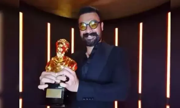 നരിവേട്ടയിലൂടെ മികച്ച ഏഷ്യന്‍ നടനുള്ള സെപ്റ്റിമിയസ് അവാര്‍ഡ് 2ാം തവണയും സ്വന്തമാക്കി ടൊവിനോ തോമസ്