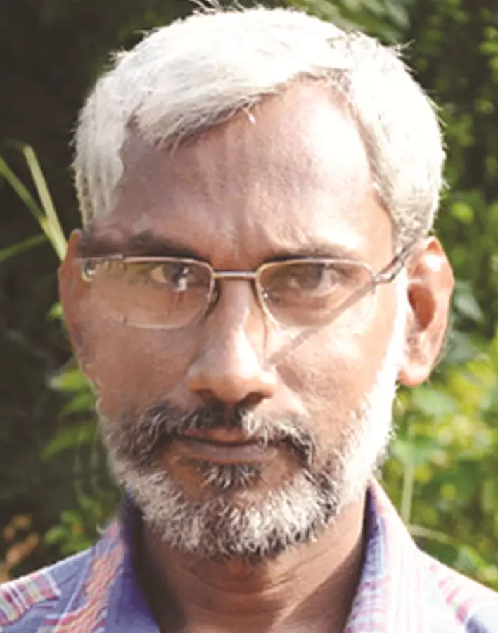 രവീന്ദ്രന് പാടി രവീന്ദ്രന് പാടി