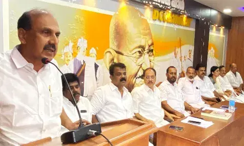 ജില്ലയിലെ പൊലീസ് സ്റ്റേഷനുകള്ക്ക് മുന്നില് നാളെ കോണ്ഗ്രസ് പ്രതിഷേധം ജില്ലയിലെ പൊലീസ് സ്റ്റേഷനുകള്ക്ക് മുന്നില് നാളെ കോണ്ഗ്രസ് പ്രതിഷേധം