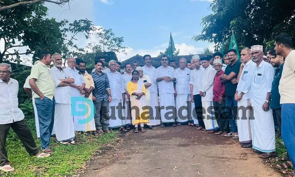 മുളിയാറിലെ എ.ബി.സി കേന്ദ്രത്തിനെതിരെ പ്രതിഷേധം; മാറ്റി സ്ഥാപിക്കണമെന്ന് മുസ്ലീം ലീഗ്
