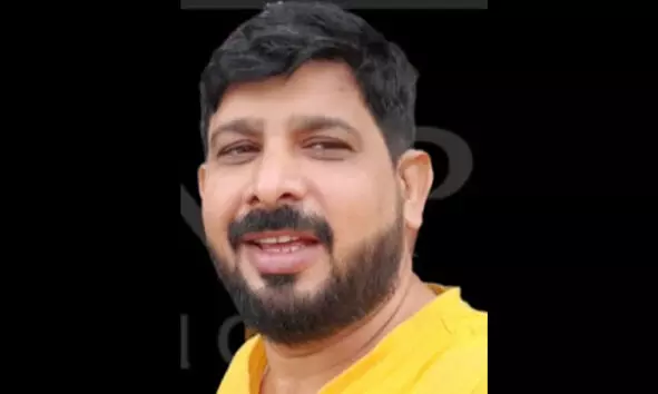 ഹനീഫ്, വീണ്ടും കാണാന്‍ കൊതിച്ചവരെല്ലാം കരഞ്ഞു തളരുകയാണല്ലോ...