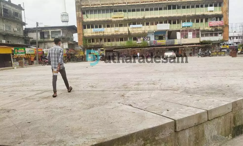 ആശ്വാസത്തിന് വഴിമാറും; കാഞ്ഞങ്ങാട് ബസ് സ്റ്റാന്ഡ് 19ന് തുറന്നുകൊടുക്കും ആശ്വാസത്തിന് വഴിമാറും; കാഞ്ഞങ്ങാട് ബസ് സ്റ്റാന്ഡ് 19ന് തുറന്നുകൊടുക്കും