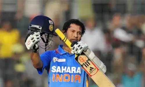 ഒടുവില് മൗനം വെടിഞ്ഞ് സച്ചിന് ടെണ്ടുല്ക്കര്; ബിസിസിഐയുടെ അടുത്ത പ്രസിഡന്റാകാന് ഇതിഹാസതാരം ഇല്ല ഒടുവില് മൗനം വെടിഞ്ഞ് സച്ചിന് ടെണ്ടുല്ക്കര്; ബിസിസിഐയുടെ അടുത്ത പ്രസിഡന്റാകാന് ഇതിഹാസതാരം ഇല്ല