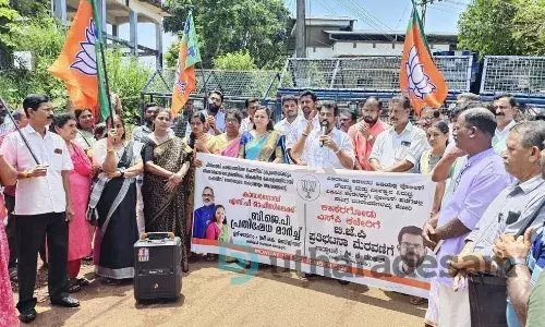 കേരള പൊലീസ് സാധാരണക്കാരന്റെ കാലനായെന്ന് ബി.ജെ.പി; എസ്.പി ഓഫീസിലേക്ക് മാര്‍ച്ച് നടത്തി