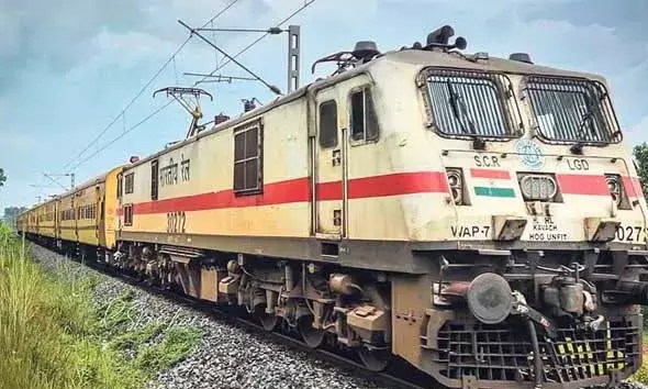 മംഗളൂരു - സുബ്രഹ്‌മണ്യ റൂട്ടിലൂടെയുള്ള ഇലക്ട്രിക് ട്രെയിന്‍ സര്‍വീസ് ആരംഭിച്ചു