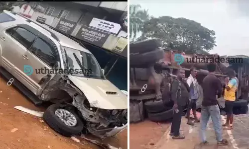 പാലക്കുന്നില്‍ ലോറിയും കാറും കൂട്ടിയിടിച്ചു; നിയന്ത്രണം വിട്ട ലോറി റോഡരികിലേക്ക് മറിഞ്ഞു