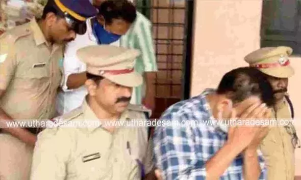 16 കാരനെ പീഡിപ്പിച്ച കേസില്‍ എ.ഇ.ഒ ഉള്‍പ്പെടെ 9 പ്രതികള്‍ റിമാണ്ടില്‍; വിദ്യാഭ്യാസ ഓഫീസറെ സസ്‌പെന്‍ഡ് ചെയ്തു