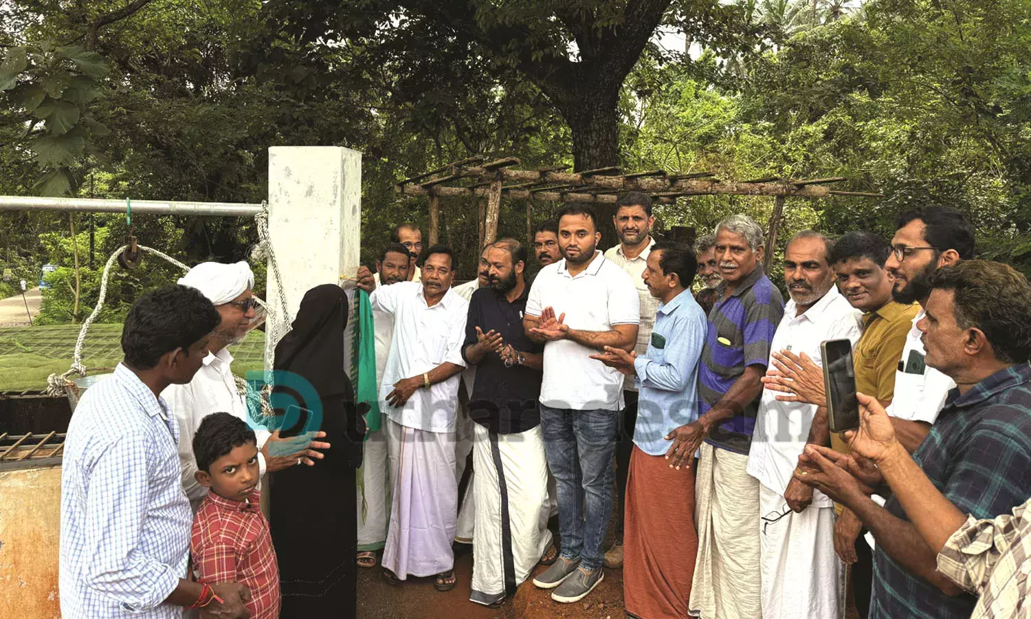 പടിയടുത്തടുക്കയില്‍ പൊതു കിണര്‍ നന്നാക്കി