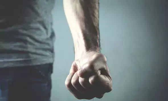 കുണ്ടംകുഴി ടൗണില്‍ വിദ്യാര്‍ത്ഥികള്‍ ഏറ്റുമുട്ടി; പൊലീസെത്തി വിരട്ടിയോടിച്ചു