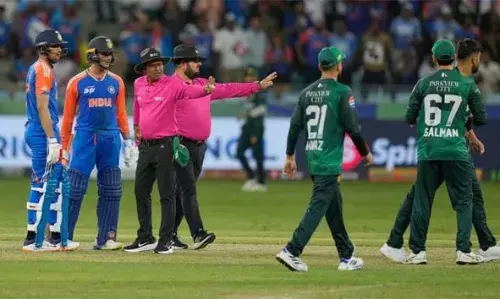 เดเดจเตเดคเตเดฏเดฏเต เดคเตเดฒเตโเดชเตเดชเดฟเดเตเดเดพเดจเตโ เดชเดฟเดธเดฟเดฌเดฟ เดเตเดฏเดฐเตโเดฎเดพเดจเตเด เดธเตเดจเดฟเด เดคเดฒเดตเดจเตเด เดชเดพเดกเต เดงเดฐเดฟเดเตเดเต เดเดณเดฟเดเตเดเดพเดจเดฟเดฑเดเตเดเตเดฃเตเดเดฟเดตเดฐเตเด; เดชเดฐเดฟเดนเดพเดธเดตเตเดฎเดพเดฏเดฟ เดเดฎเตเดฐเดพเดจเตโ เดเดพเดจเตโ เดเดจเตเดคเตเดฏเดฏเต เดคเตเดฒเตโเดชเตเดชเดฟเดเตเดเดพเดจเตโ เดชเดฟเดธเดฟเดฌเดฟ เดเตเดฏเดฐเตโเดฎเดพเดจเตเด เดธเตเดจเดฟเด เดคเดฒเดตเดจเตเด เดชเดพเดกเต เดงเดฐเดฟเดเตเดเต เดเดณเดฟเดเตเดเดพเดจเดฟเดฑเดเตเดเตเดฃเตเดเดฟเดตเดฐเตเด; เดชเดฐเดฟเดนเดพเดธเดตเตเดฎเดพเดฏเดฟ เดเดฎเตเดฐเดพเดจเตโ เดเดพเดจเตโ