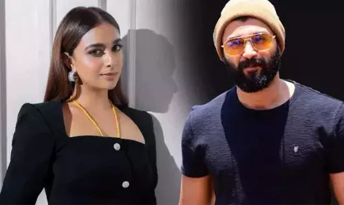 വിജയ് ദേവരകൊണ്ടയും കീര്ത്തി സുരേഷും ഒന്നിക്കുന്ന ബഹുഭാഷാ ചിത്രത്തിന്റെ ചിത്രീകരണം ഒക്ടോബറില് വിജയ് ദേവരകൊണ്ടയും കീര്ത്തി സുരേഷും ഒന്നിക്കുന്ന ബഹുഭാഷാ ചിത്രത്തിന്റെ ചിത്രീകരണം ഒക്ടോബറില്