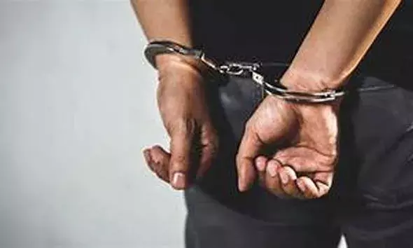 സ്‌കൂട്ടറില്‍ കടത്തുകയായിരുന്ന മെത്താഫിറ്റമിനുമായി രണ്ടുപേര്‍ അറസ്റ്റില്‍