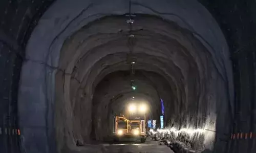 മുംബൈ-അഹമ്മദാബാദ് ബുള്ളറ്റ് ട്രെയിന്: സൂറത്ത് മുതല് ബിലിമോറ വരെയുള്ള ഭാഗം 2027 ല് തുറക്കും; ടിക്കറ്റ് നിരക്ക് അറിയാം മുംബൈ-അഹമ്മദാബാദ് ബുള്ളറ്റ് ട്രെയിന്: സൂറത്ത് മുതല് ബിലിമോറ വരെയുള്ള ഭാഗം 2027 ല് തുറക്കും; ടിക്കറ്റ് നിരക്ക് അറിയാം