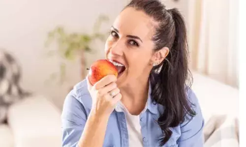 ഈ പഴങ്ങള് കഴിക്കുന്നത് ശീലമാക്കൂ; വയറിലെ കൊഴുപ്പ് കുറയ്ക്കാം ഈ പഴങ്ങള് കഴിക്കുന്നത് ശീലമാക്കൂ; വയറിലെ കൊഴുപ്പ് കുറയ്ക്കാം