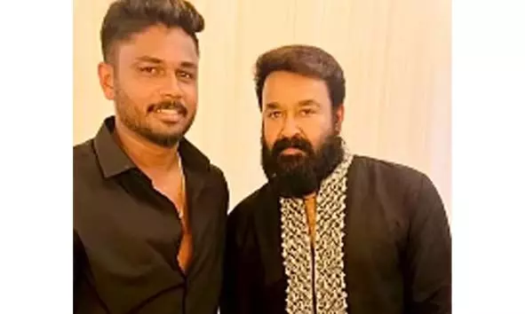 എനിക്ക് വില്ലന്‍ വേഷവും ജോക്കര്‍ വേഷവും ചെയ്യാന്‍ കഴിയും; മോഹന്‍ലാലില്‍ നിന്ന് പ്രചോദനം ഉള്‍ക്കൊള്ളുന്നുവെന്ന് സഞ്ജു സാംസണ്‍