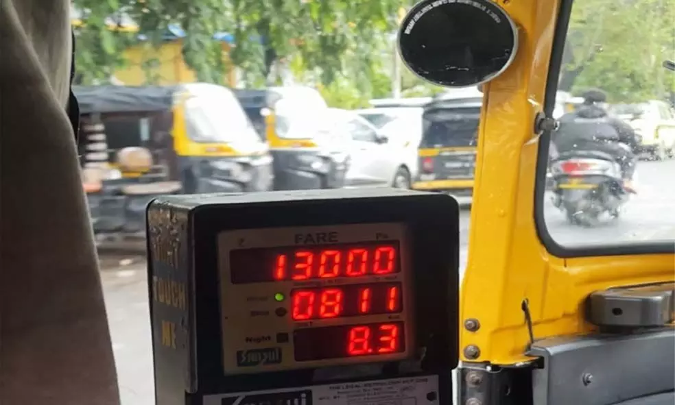 ഓട്ടോ റിക്ഷകളില്‍ തോന്നിയ വില; കാസര്‍കോട് നഗരത്തില്‍ മീറ്റര്‍ നിര്‍ബന്ധമാക്കും