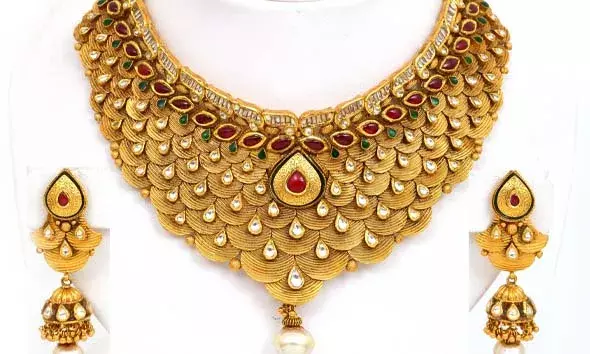 പുതിയ റെക്കോര്‍ഡ് കുറിച്ച് സ്വര്‍ണം; പവന് ഒറ്റയടിക്ക് 1,040 രൂപയുടെ വര്‍ധനവ്