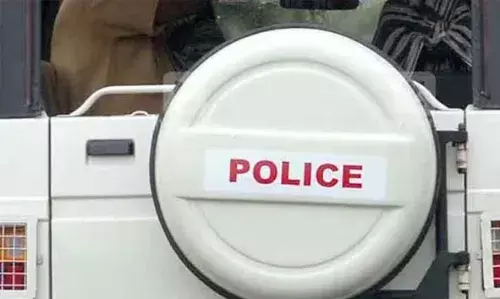 യുവാക്കളെ ബൈക്ക് തടഞ്ഞ് നിര്‍ത്തി ആക്രമിച്ചതായി പരാതി; നാലുപേര്‍ക്കെതിരെ കേസ്