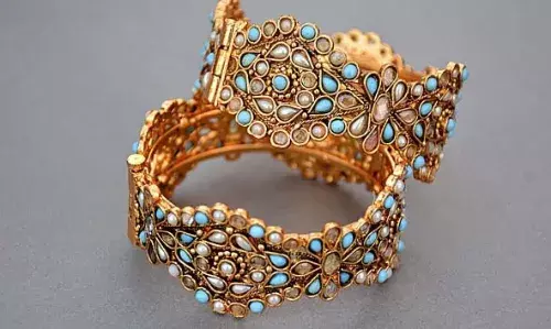 സംസ്ഥാനത്ത് സ്വര്ണവിലയില് നേരിയ ആശ്വാസം; പവന് 480 രൂപ കുറഞ്ഞു സംസ്ഥാനത്ത് സ്വര്ണവിലയില് നേരിയ ആശ്വാസം; പവന് 480 രൂപ കുറഞ്ഞു