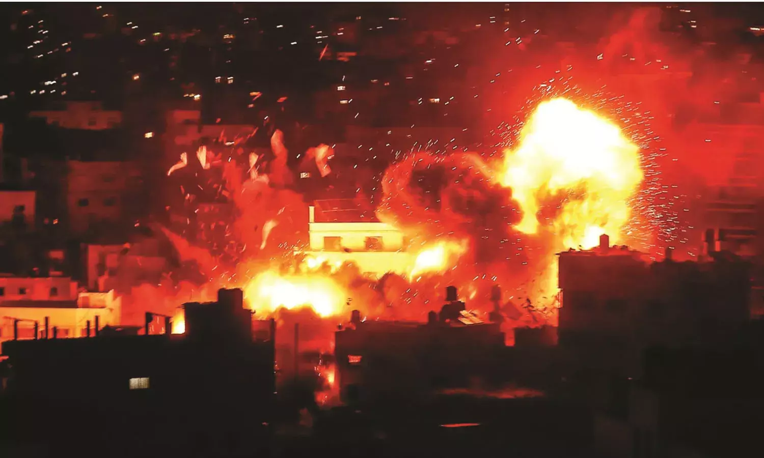 തീപിടിച്ച ഗാസ; ചെന്തീ കെടുത്തുവാനാരുമില്ലേ?