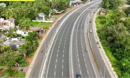 സംസ്ഥാനത്ത് 5 പുതിയ ദേശീയപാതകള് കൂടി യാഥാര്ത്ഥ്യമാകാന് പോകുന്നുവെന്ന് മന്ത്രി പി.എ മുഹമ്മദ് റിയാസ് സംസ്ഥാനത്ത് 5 പുതിയ ദേശീയപാതകള് കൂടി യാഥാര്ത്ഥ്യമാകാന് പോകുന്നുവെന്ന് മന്ത്രി പി.എ മുഹമ്മദ് റിയാസ്