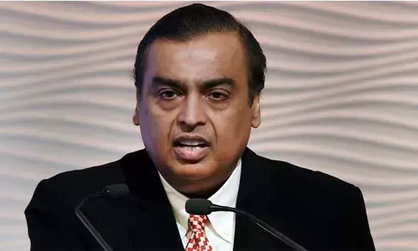 ഇന്ത്യയിലെ 100 ധനികരുടെ പട്ടികയില്‍ ഒന്നാം സ്ഥാനം നിലനിര്‍ത്തി മുകേഷ് അംബാനി; രണ്ടാം സ്ഥാനത്ത് അദാനി