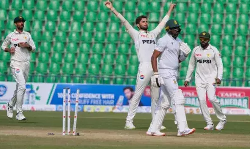 ലോക ടെസ്റ്റ് ചാമ്പ്യന്ഷിപ്പ്: ദക്ഷിണാഫ്രിക്കയ്ക്കെതിരായ മത്സരത്തില് വിജയിച്ചതോടെ ഇന്ത്യയെ നാലാം സ്ഥാനത്തേക്ക് പിന്തള്ളി പാകിസ്താന് ലോക ടെസ്റ്റ് ചാമ്പ്യന്ഷിപ്പ്: ദക്ഷിണാഫ്രിക്കയ്ക്കെതിരായ മത്സരത്തില് വിജയിച്ചതോടെ ഇന്ത്യയെ നാലാം സ്ഥാനത്തേക്ക് പിന്തള്ളി പാകിസ്താന്