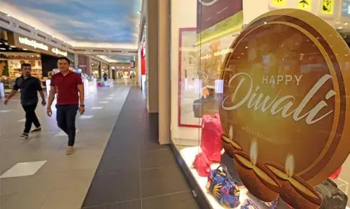 യുഎഇയില് ദീപാവലിക്ക് നാല് ദിവസത്തെ അവധി പ്രഖ്യാപിച്ച് ഇന്ത്യന് സ്കൂളുകള് യുഎഇയില് ദീപാവലിക്ക് നാല് ദിവസത്തെ അവധി പ്രഖ്യാപിച്ച് ഇന്ത്യന് സ്കൂളുകള്