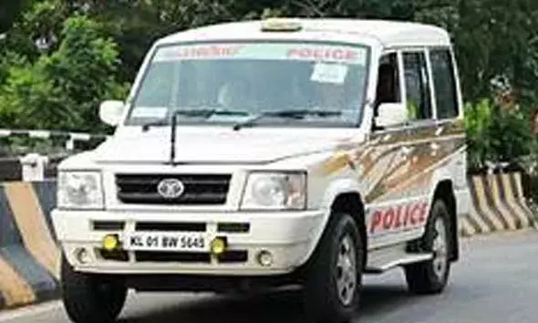 ദീപാവലി ആഘോഷത്തിനായി സൂക്ഷിച്ച 4500 കിലോയിലധികം പടക്കം പൊലീസ് പിടികൂടി