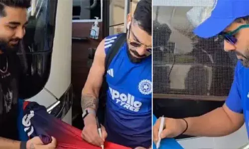 പാകിസ്ഥാന് വംശജനായ ആരാധകന് ഓട്ടോഗ്രാഫ് നല്കി ഇന്ത്യന് താരങ്ങളായ വിരാട് കോലിയും രോഹിത് ശര്മയും പാകിസ്ഥാന് വംശജനായ ആരാധകന് ഓട്ടോഗ്രാഫ് നല്കി ഇന്ത്യന് താരങ്ങളായ വിരാട് കോലിയും രോഹിത് ശര്മയും