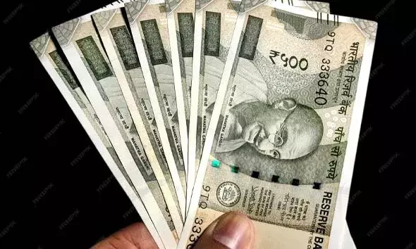 റെയില്‍വെയില്‍ ജോലി വാഗ്ദാനം ചെയ്ത് തട്ടിപ്പ്; പലര്‍ക്കും നഷ്ടമായത് ലക്ഷങ്ങള്‍