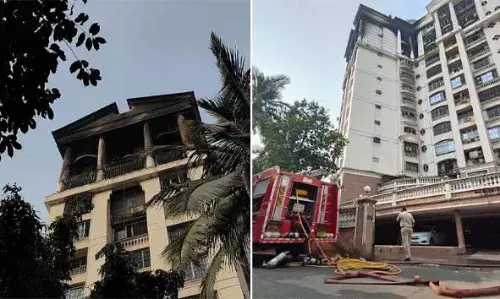 നവി മുംബൈയിലെ ഫ് ളാറ്റിലുണ്ടായ തീപ്പിടിത്തത്തില് 3 മലയാളികള് ഉള്പ്പെടെ 4 മരണം; മരിച്ചവരില് 6 വയസുള്ള കുട്ടിയും നവി മുംബൈയിലെ ഫ് ളാറ്റിലുണ്ടായ തീപ്പിടിത്തത്തില് 3 മലയാളികള് ഉള്പ്പെടെ 4 മരണം; മരിച്ചവരില് 6 വയസുള്ള കുട്ടിയും