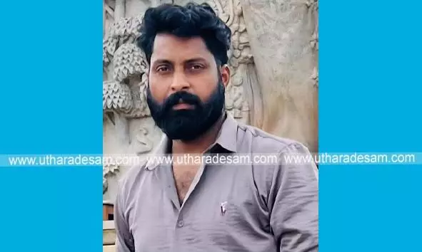 ദീപാവലിക്ക് വീട്ടില് അലങ്കരിച്ച വൈദ്യുതി സാമഗ്രികള് അഴിച്ച് മാറ്റുന്നതിനിടെ യുവാവ് ഷോക്കേറ്റ് മരിച്ചു ദീപാവലിക്ക് വീട്ടില് അലങ്കരിച്ച വൈദ്യുതി സാമഗ്രികള് അഴിച്ച് മാറ്റുന്നതിനിടെ യുവാവ് ഷോക്കേറ്റ് മരിച്ചു