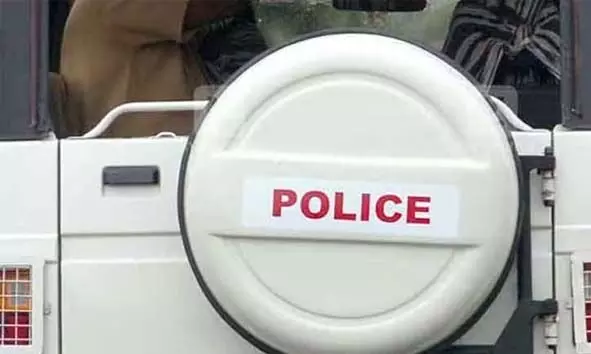 പുഞ്ചാവി കടപ്പുറത്ത് കുടുംബസംഗമം നടക്കുന്നതിനിടെ അക്രമം; മൂന്ന് സ്ത്രീകള്ക്ക് പരിക്ക് പുഞ്ചാവി കടപ്പുറത്ത് കുടുംബസംഗമം നടക്കുന്നതിനിടെ അക്രമം; മൂന്ന് സ്ത്രീകള്ക്ക് പരിക്ക്