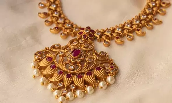 വീണ്ടും സ്വര്‍ണ കുതിപ്പ്; പവന് ഒറ്റയടിക്ക് കൂടിയത് 920 രൂപ