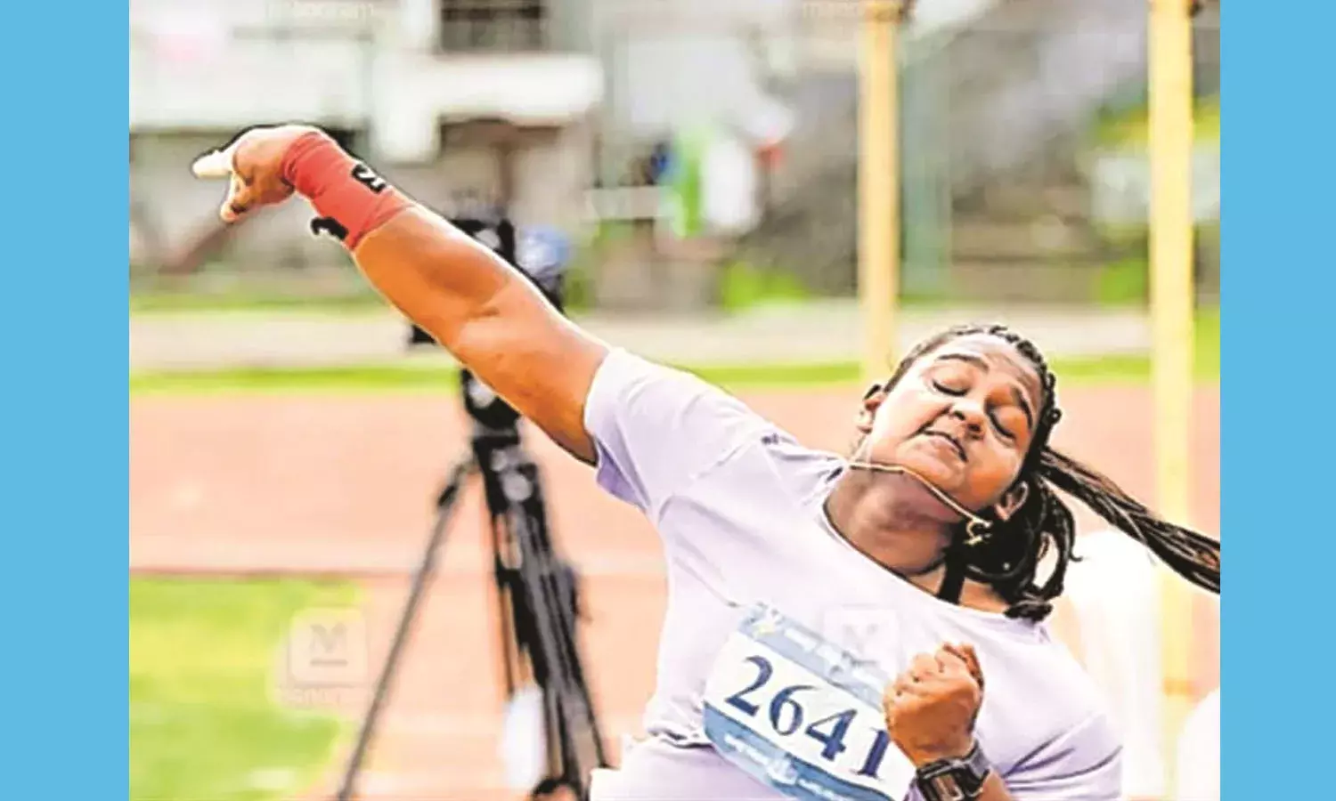 തുടര്‍ച്ചയായി മൂന്നാമൂഴവും  സ്വര്‍ണ്ണം എറിഞ്ഞെടുത്ത് ഹെനിന്‍