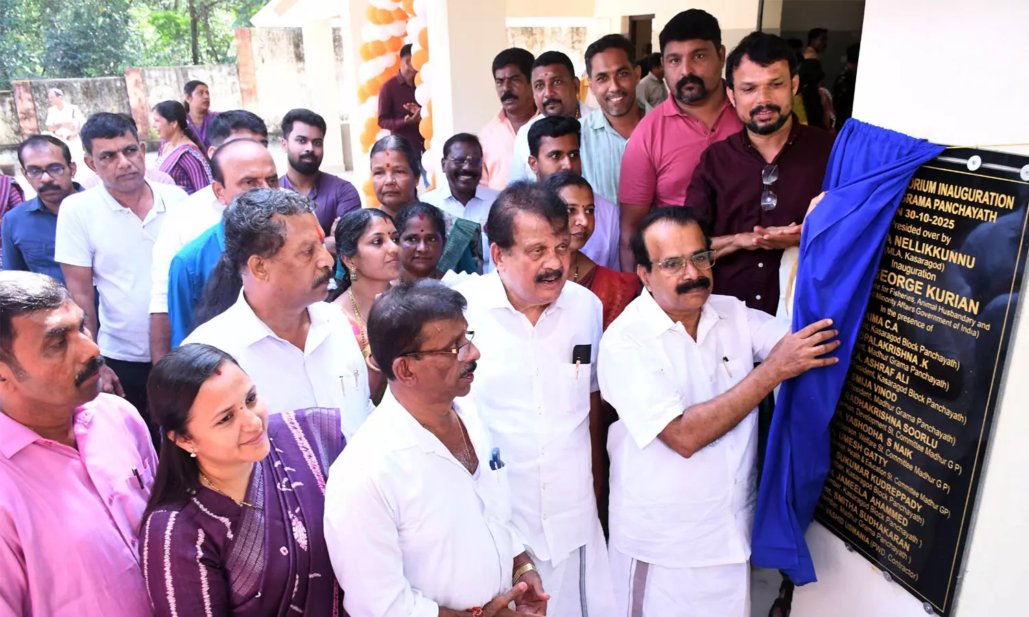 മധൂര്‍ പഞ്ചായത്തിലെ ഗ്യാസ്    ശ്മശാനം ഉദ്ഘാടനം ചെയ്തു