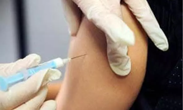 ഗര്ഭാശയ ഗള അര്ബുദ വിമുക്ത കേരളം ലക്ഷ്യം: പ്ലസ് വണ്, പ്ലസ് ടു വിദ്യാര്ത്ഥിനികള്ക്ക് കാന്സര് പ്രതിരോധ വാക്സിന് ഗര്ഭാശയ ഗള അര്ബുദ വിമുക്ത കേരളം ലക്ഷ്യം: പ്ലസ് വണ്, പ്ലസ് ടു വിദ്യാര്ത്ഥിനികള്ക്ക് കാന്സര് പ്രതിരോധ വാക്സിന്