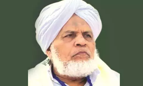 കെ.കെ. മാഹിന് മുസ്ലിയാര്: നല്ലോണം കിതാബ് തിരയുന്ന മൊയ്ലാര് കെ.കെ. മാഹിന് മുസ്ലിയാര്: നല്ലോണം കിതാബ് തിരയുന്ന മൊയ്ലാര്