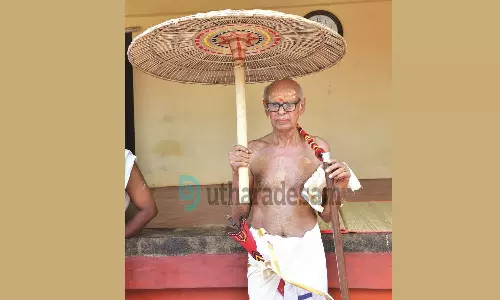 കുഞ്ഞിക്കണ്ണന് മഡിയന് നായരച്ചന്റെ നിര്യാണം; ഓര്മ്മയായത് അനുഷ്ഠാനരംഗത്തെ അഭിജാത സാന്നിധ്യം കുഞ്ഞിക്കണ്ണന് മഡിയന് നായരച്ചന്റെ നിര്യാണം; ഓര്മ്മയായത് അനുഷ്ഠാനരംഗത്തെ അഭിജാത സാന്നിധ്യം