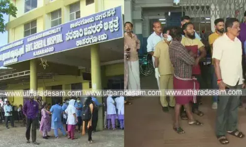 അടിയേറ്റ് പരിക്കേറ്റ് ചികിത്സ തേടിയെത്തിയ യുവാവിനെ പരിശോധിക്കുന്നതിനിടെ വീണ്ടും അക്രമം; സ്റ്റൂള് ഡോക്ടറുടെ കാലില് വീണു അടിയേറ്റ് പരിക്കേറ്റ് ചികിത്സ തേടിയെത്തിയ യുവാവിനെ പരിശോധിക്കുന്നതിനിടെ വീണ്ടും അക്രമം; സ്റ്റൂള് ഡോക്ടറുടെ കാലില് വീണു